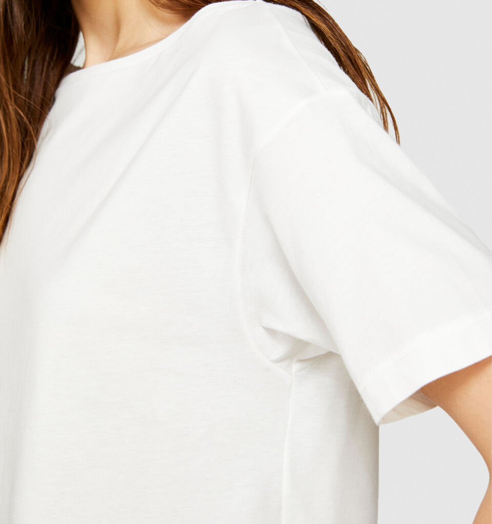 T-shirt with boat neck - women's short sleeve t-shirts - Creamy White | Sisley image number 5